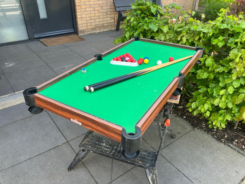 Compacte snookertafel compleet met accessoires, Ophalen, Zo goed als nieuw, Pooltafel