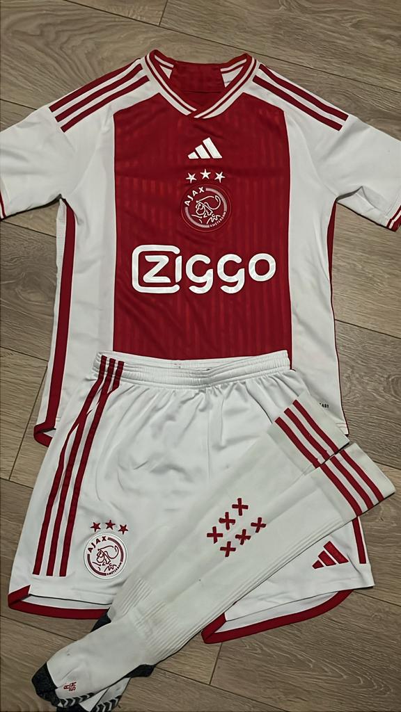 Ajax tenue maat 158, zo goed als nieuw, Maat XS of kleiner, Ophalen of Verzenden, Zo goed als nieuw, Set