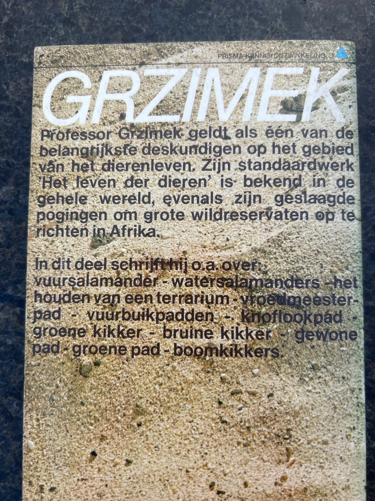 Grzimek over Salamanders, Kikkers en Paddden, Ophalen of Verzenden, Gelezen, Natuur algemeen