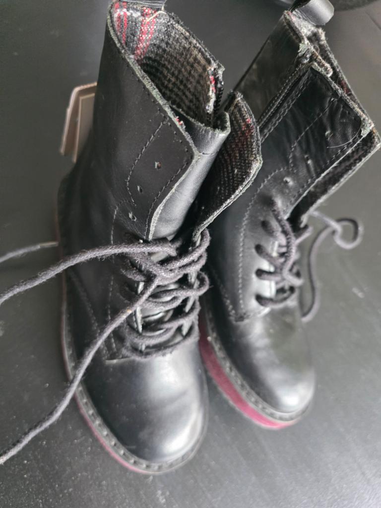 Nieuwe Dr. Martens - Zwart, Maat 28, Zwart, Lage of Enkellaarzen, Nieuw, Ophalen of Verzenden