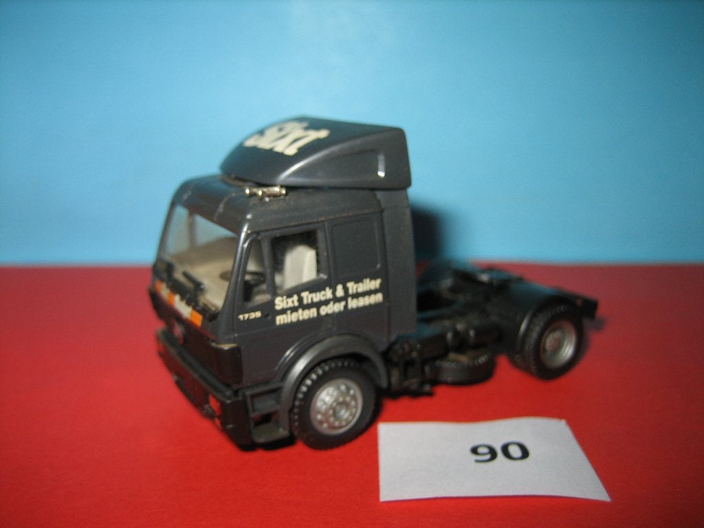 (T-2) kavel met losse MERCEDES truck's met naam Herpa, Ophalen of Verzenden, Zo goed als nieuw, Bus of Vrachtwagen, Herpa