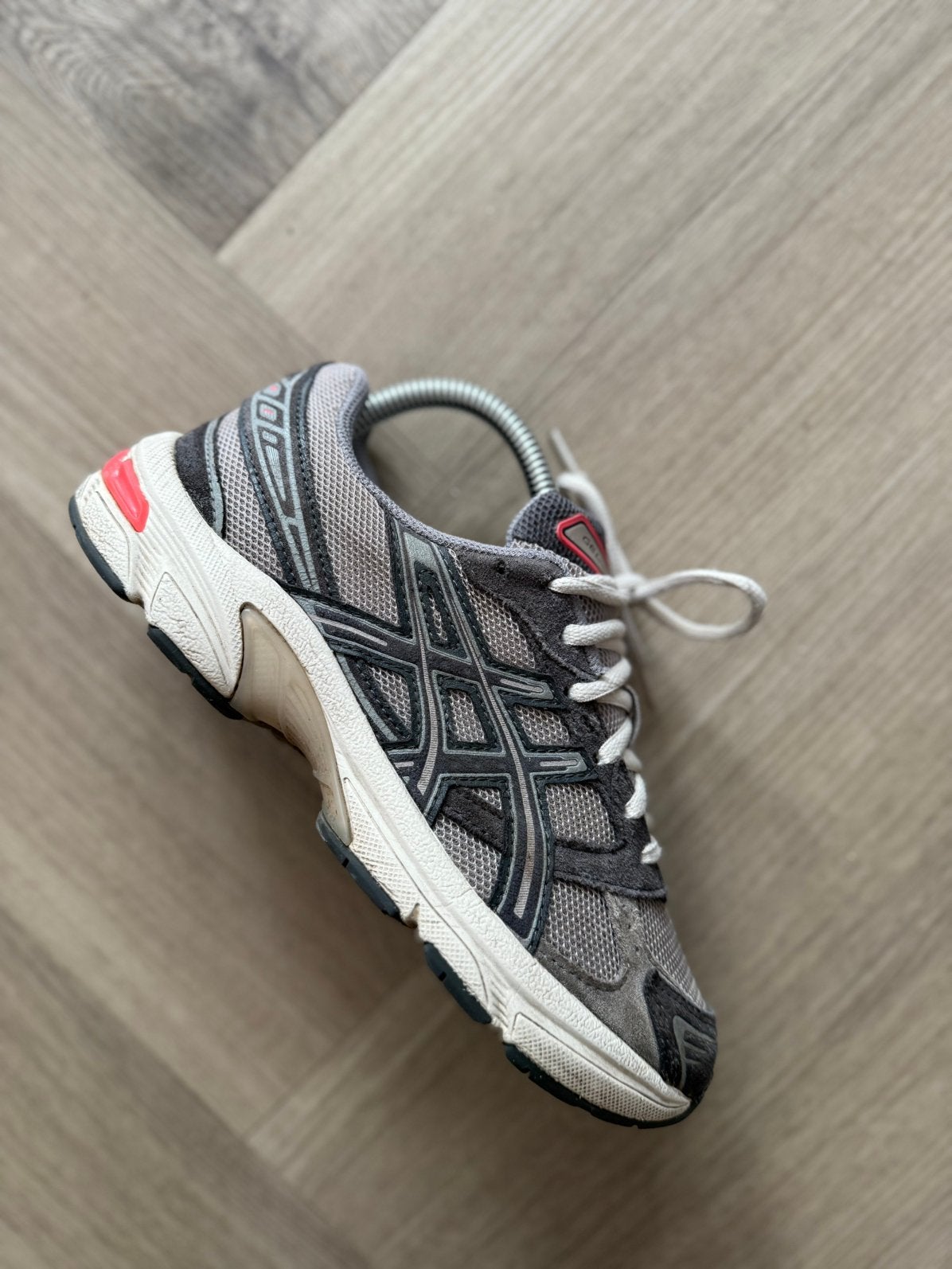 Asics gel lyte 1130 grey beige 38, Ophalen of Verzenden, Zo goed als nieuw, Beige, Sneakers of Gympen