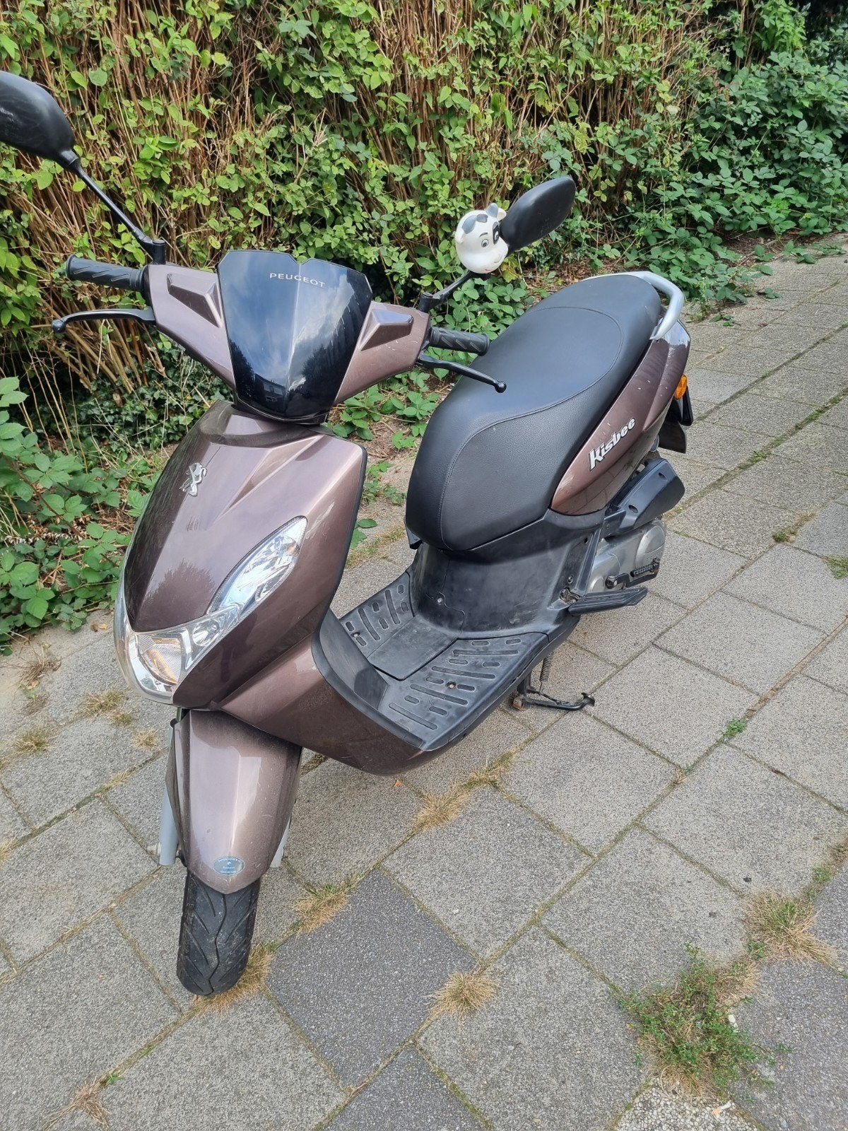 Peugeot Kisbee Scooter - Bruin, bromfiets kenteken, Ophalen, Gebruikt, Maximaal 45 km/u, Benzine