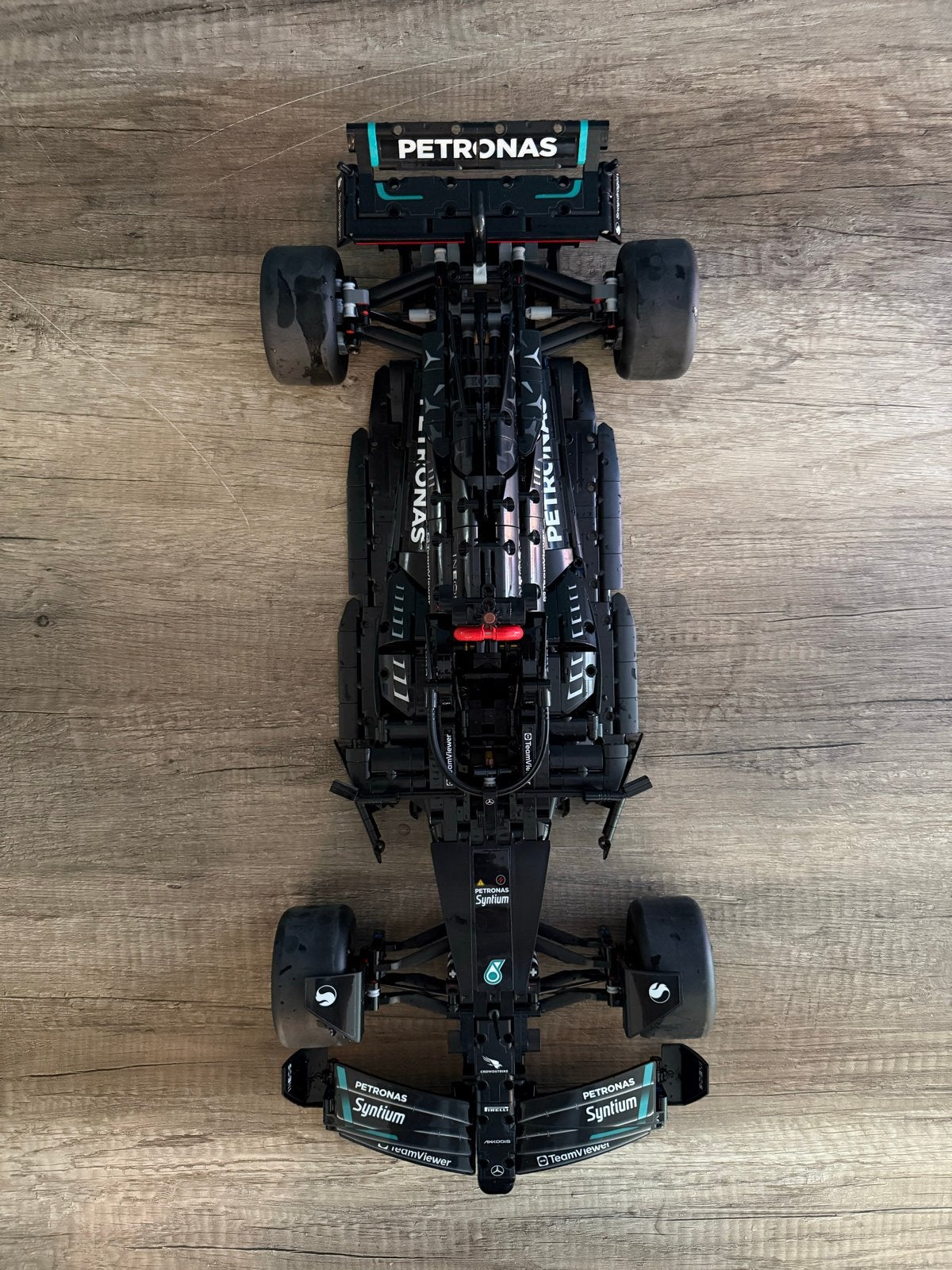 Foto 5 van Lego Technic Mercedes-AMG F1 W14 E Performance (42171)