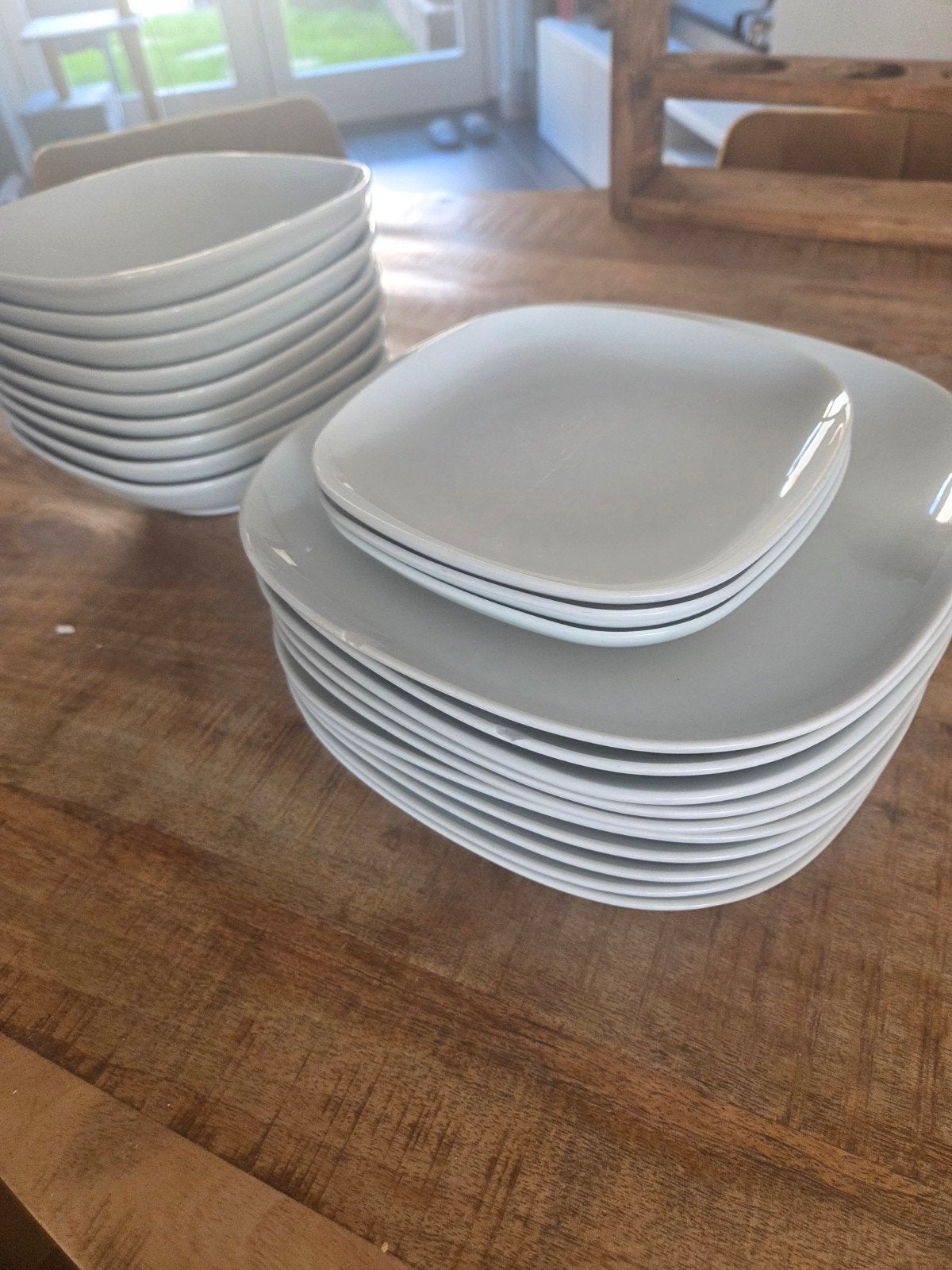 Ikea VÄRDERA witte borden en schaaltjes, Ophalen, Gebruikt, Keramiek, IKEA