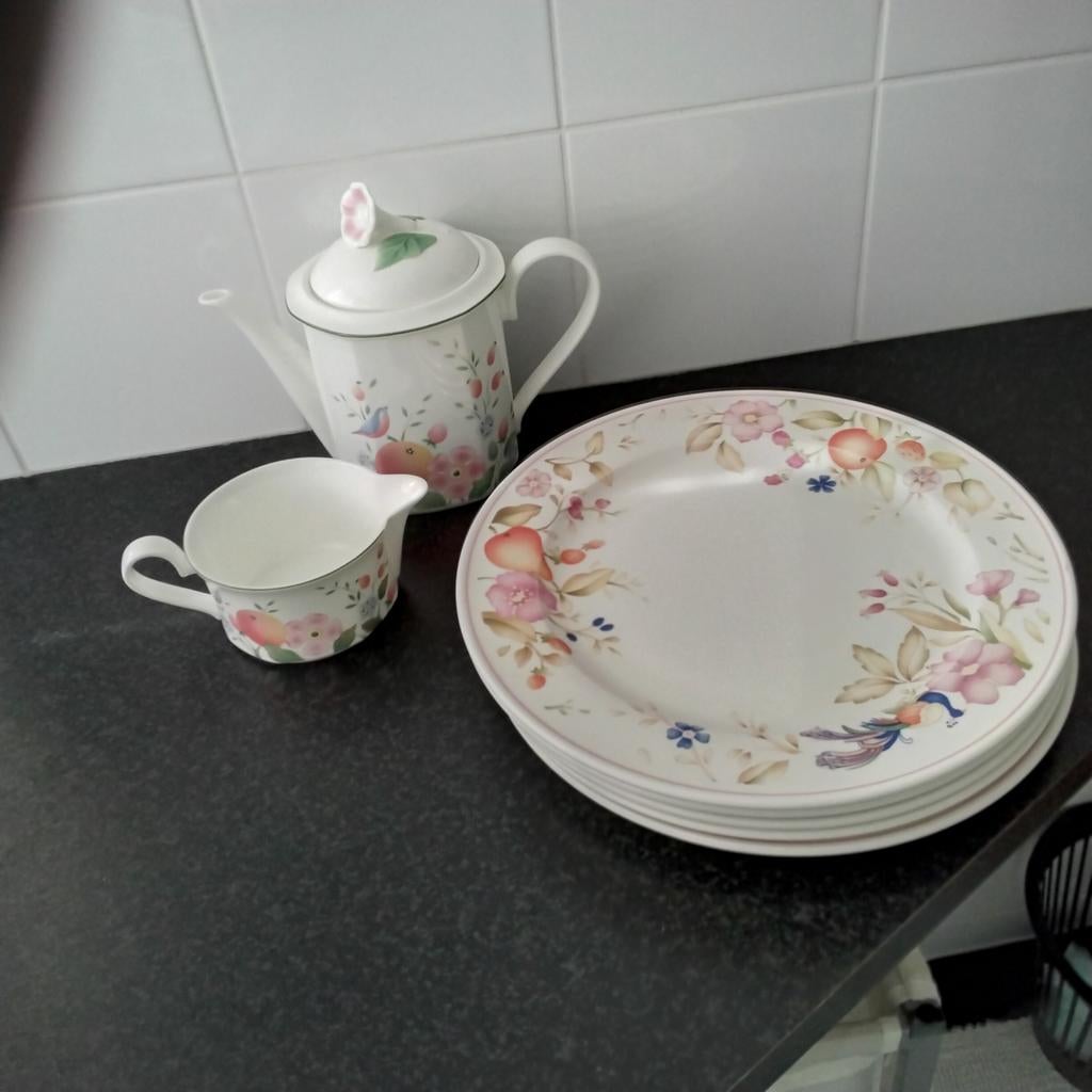 Villeroy en boch  gallon oranjerie  thee/koffiekan,melkkan, Huis en Inrichting, Keuken | Servies, Overige typen, Ophalen of Verzenden
