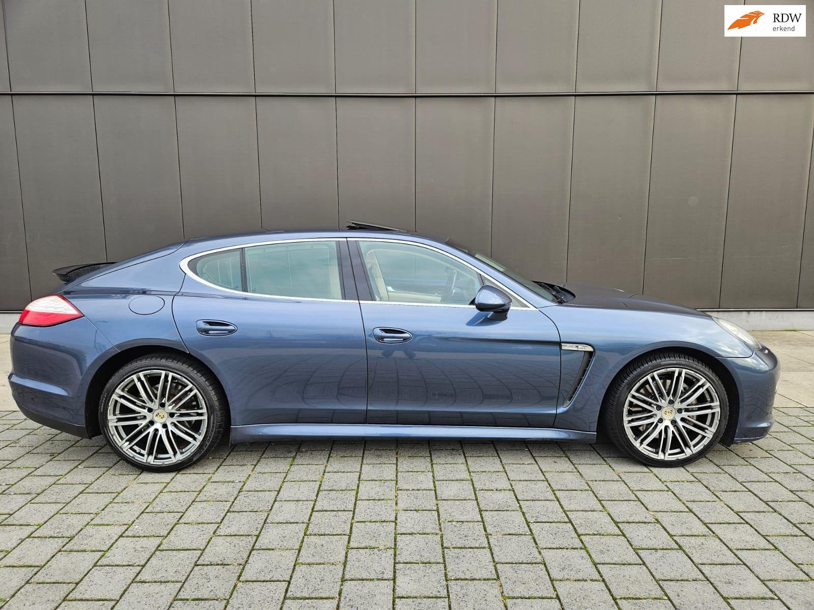 Porsche Panamera 4.8 S/ YACHTING MAHOGANY PACKAGE /, Auto's, Porsche, Automaat, Achterwielaandrijving, Gebruikt, Bedrijf