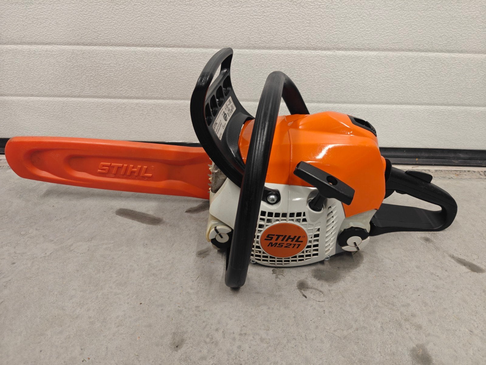 Stihl MS211 Kettingzaag - BJ 2019 - Particulier Gebruik, Tuin en Terras, Ophalen of Verzenden, Zo goed als nieuw, Stihl