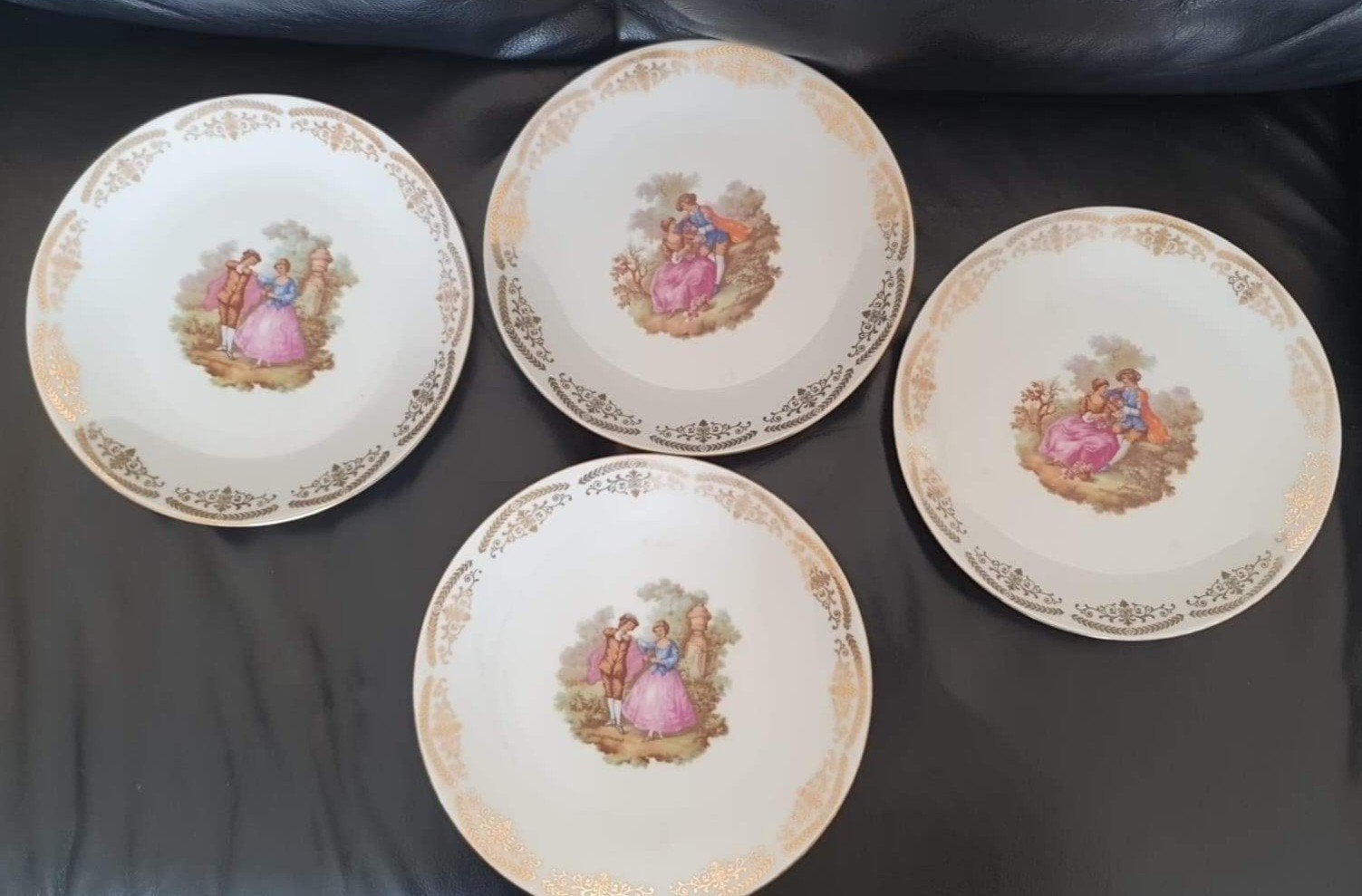 8 Dinerborden met verschillende afbeeldingen van Fragonard., Ophalen of Verzenden