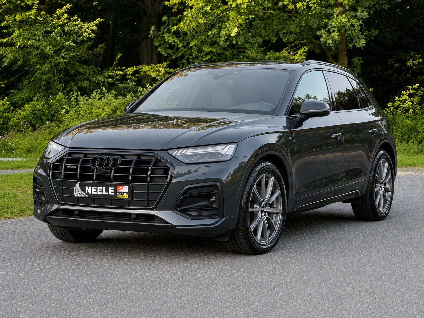 ✅ Audi Q5 50 TFSI e PANORAMADAK | Matrix Led | LUCHTVERING, Auto's, Automaat, Dealer onderhouden, Stof, Zwart