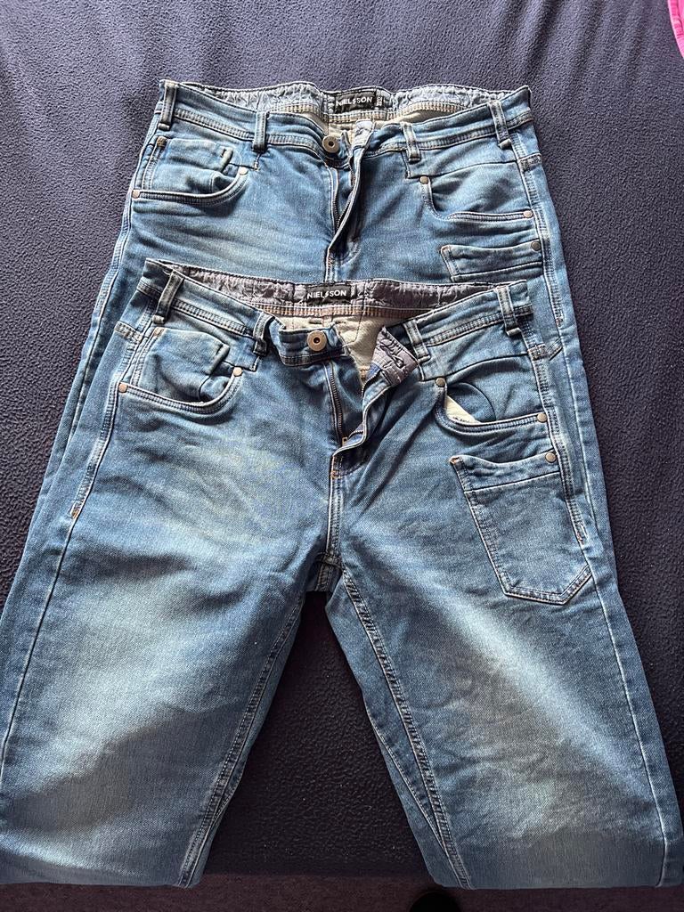2x Nielsson Jeans - Maat 33/32 - Nette staat, Kleding | Heren, Spijkerbroeken en Jeans, Ophalen of Verzenden, Gedragen, Blauw
