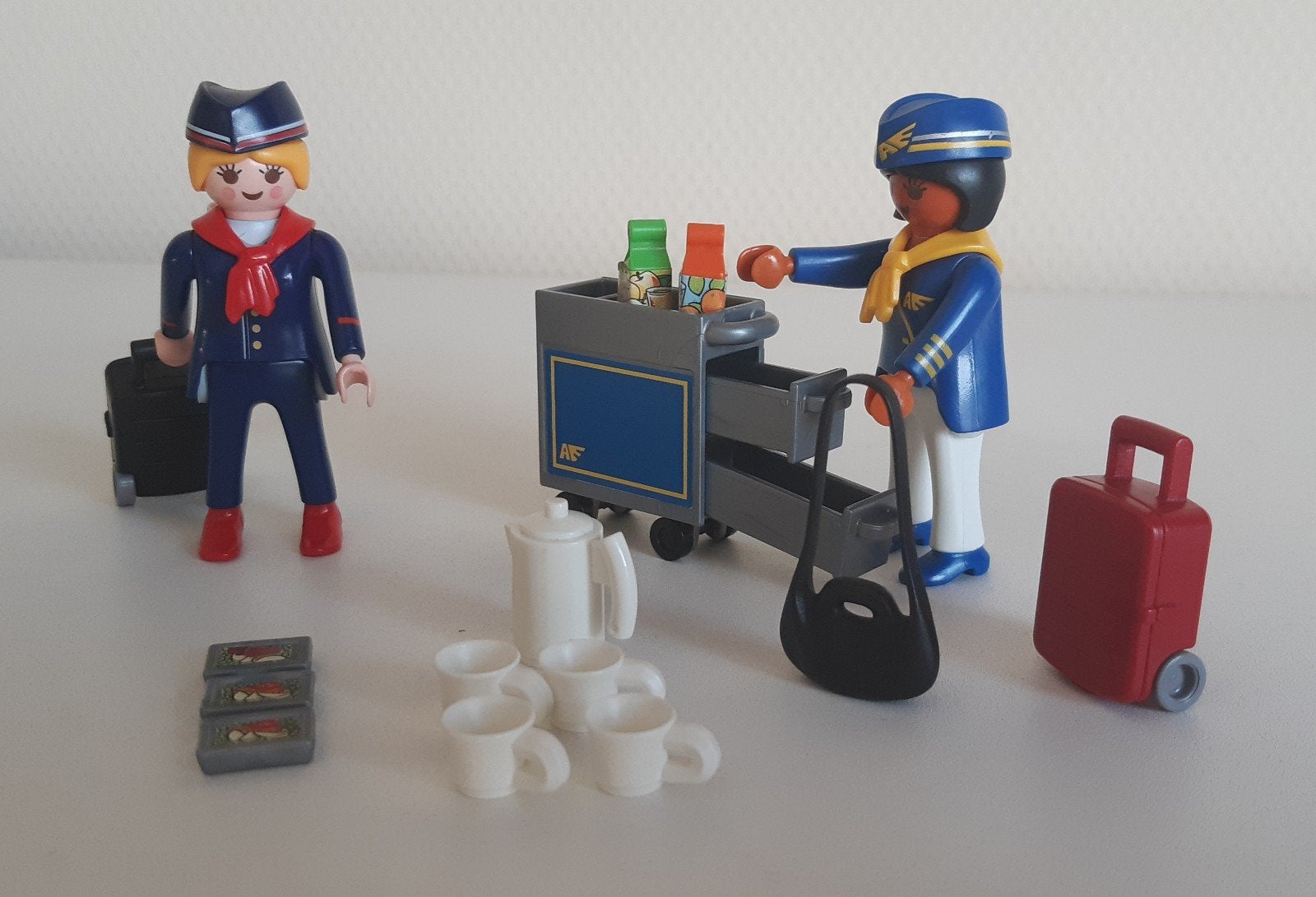 Playmobil 4761/5599 Stewardess met trolley. ( Set 324), Ophalen of Verzenden, Zo goed als nieuw, Complete set