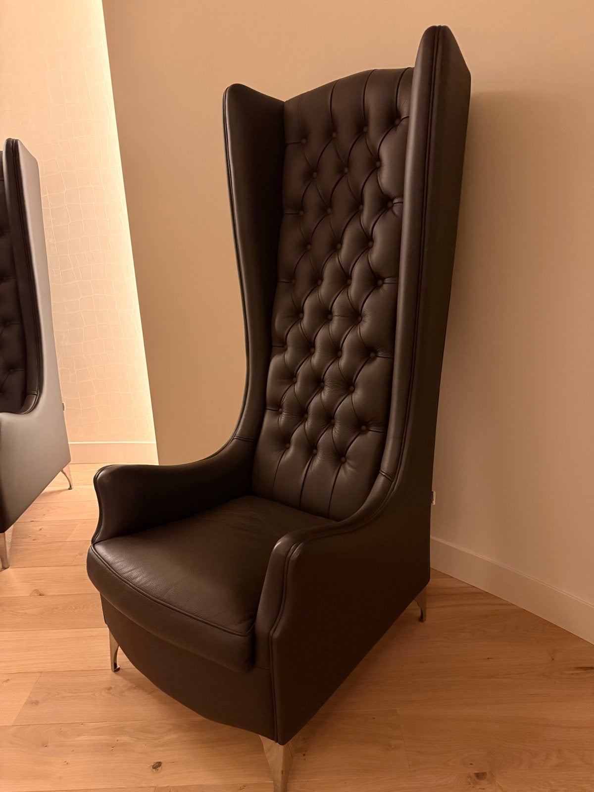 Formenti fauteuil - 2 stuks donkerbruin leerBruin leder, Huis en Inrichting, Ophalen, Zo goed als nieuw, 50 tot 75 cm, Leer