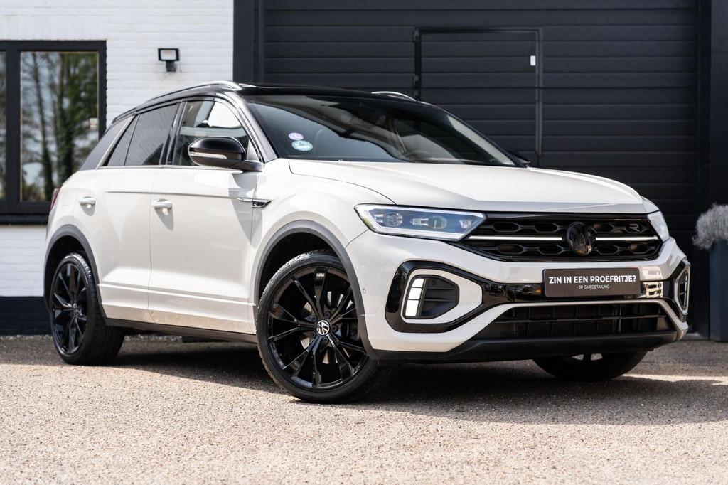 Volkswagen T-Roc 1.5 TSI R-Line VOL ! Beats Pano Matrix Trek, 1258 kg, Euro 6, 150 pk, Leder en Stof