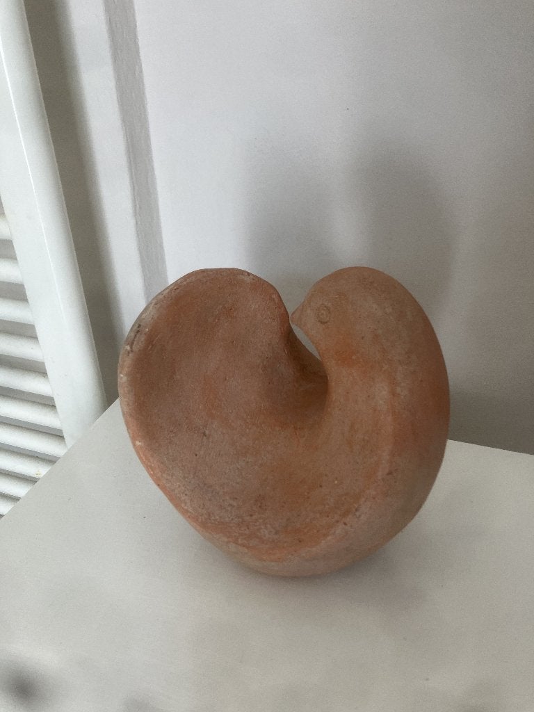 Terracotta (tuin)beeld van een vogel (duif), Tuin en Terras, Tuinbeelden, Ophalen of Verzenden, Zo goed als nieuw, Overige materialen