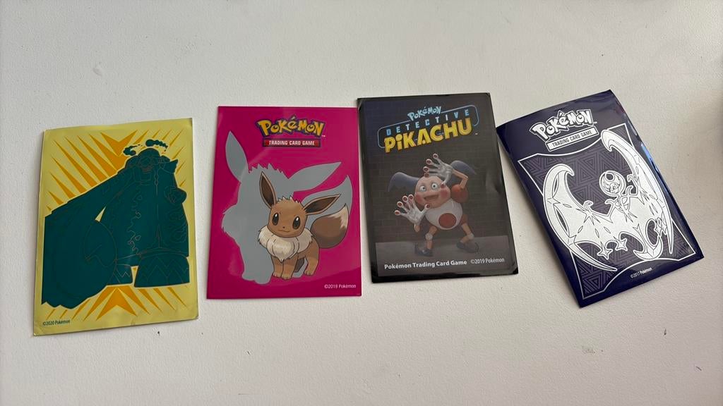 Pokémon kaart beschermhoesjes, Ophalen of Verzenden, Zo goed als nieuw, Sleeves of Kaarthoesjes