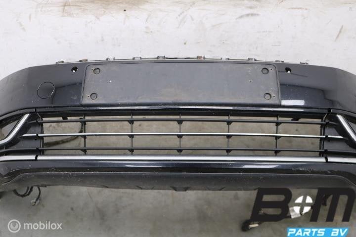 Voorbumper 4X PDC VW Passat B7 LC9X 3AA807217F, Gebruikt