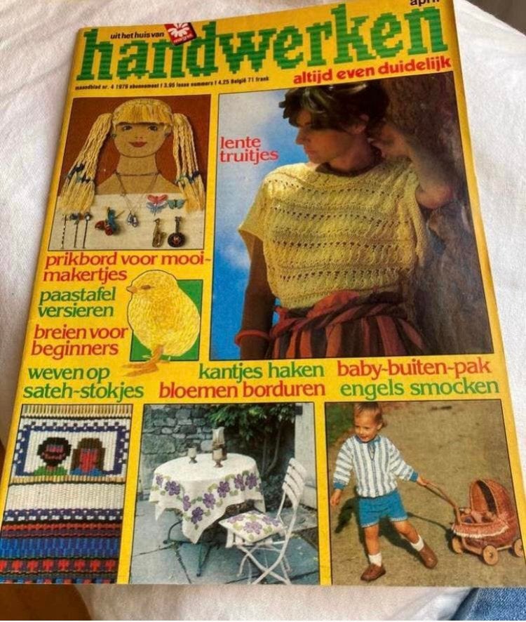 vintage blad Handwerken, Ophalen of Verzenden, Haken, Patroon of Boek