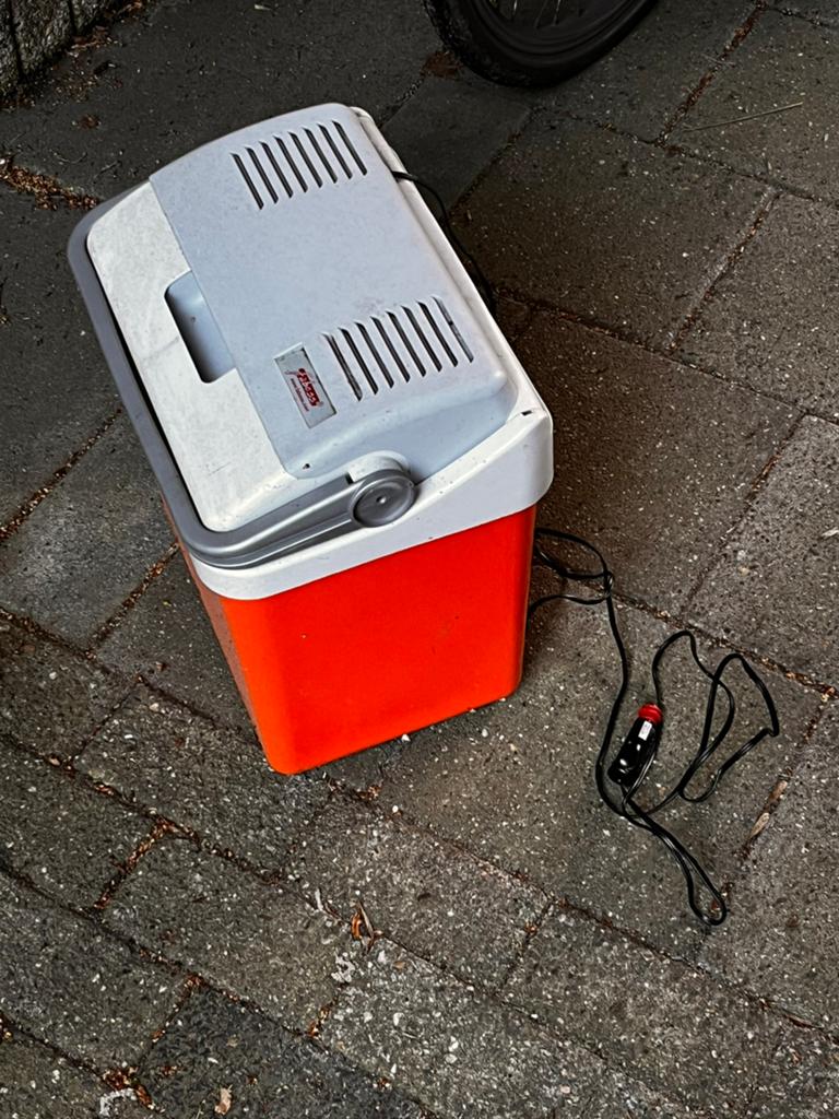 12 volt camping koelbox. Kamperen koel koeling koelkast, Ophalen of Verzenden, Koelbox, Elektrisch