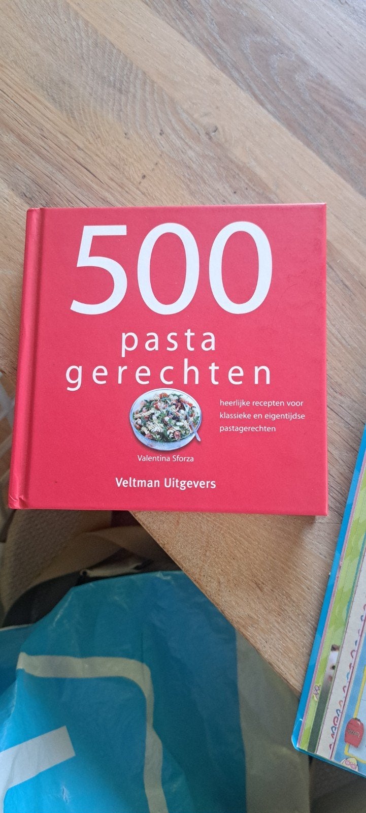 500 Pasta Gerechten - Valentina Sforza Kookboek, Italië, Voorgerechten en Soepen, Valentina Sforza, Ophalen of Verzenden