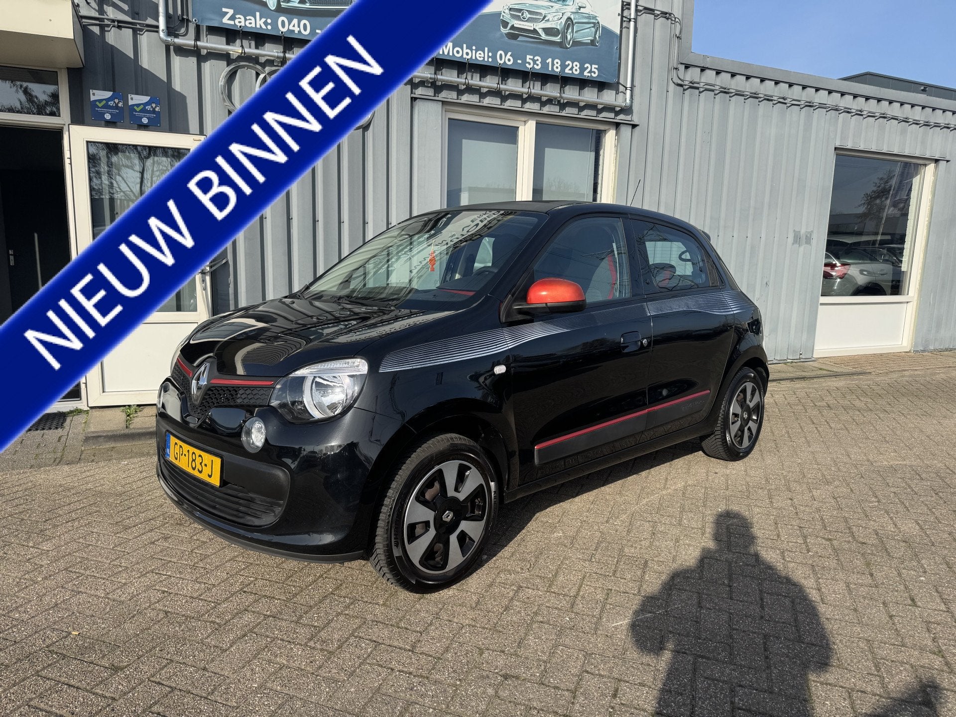 Renault Twingo 1.0 SCe Collection (bj 2015), Gebruikt, 4 stoelen, Zwart, Origineel Nederlands