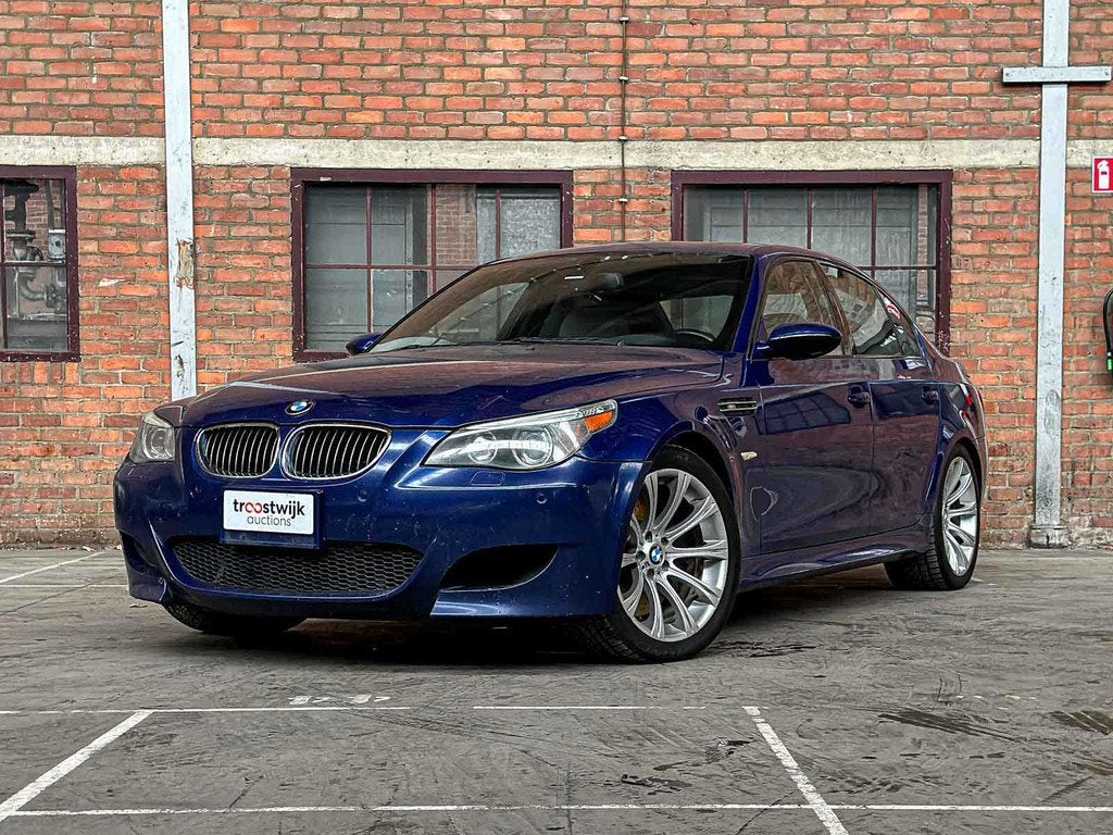 BMW M5 5.0 V10 E60 500pk 2006 5-serie Youngtimer, Auto's, BMW, Automaat, Gebruikt, Bedrijf, Sedan