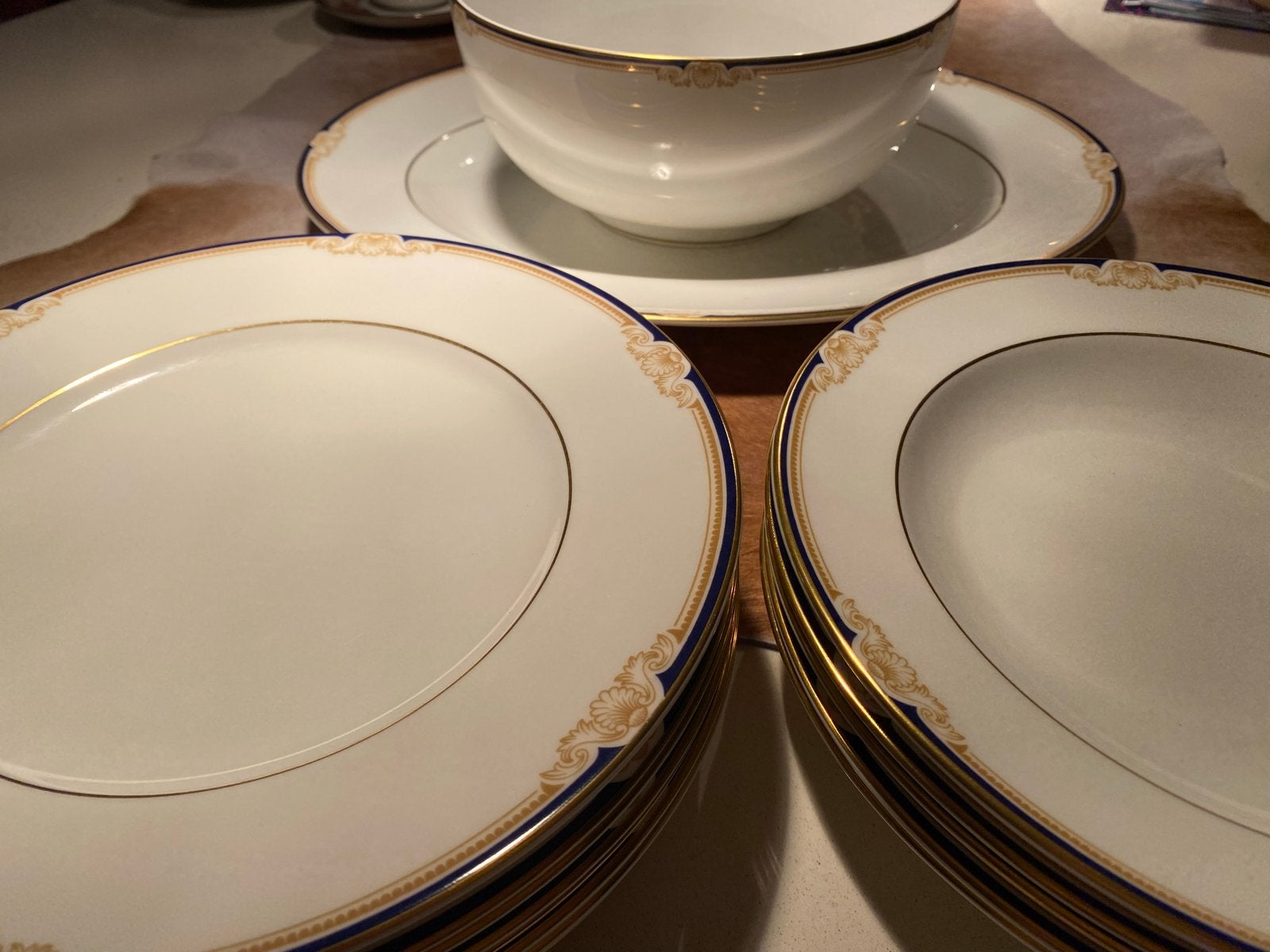 Wedgwood Cavendish servies, Ophalen