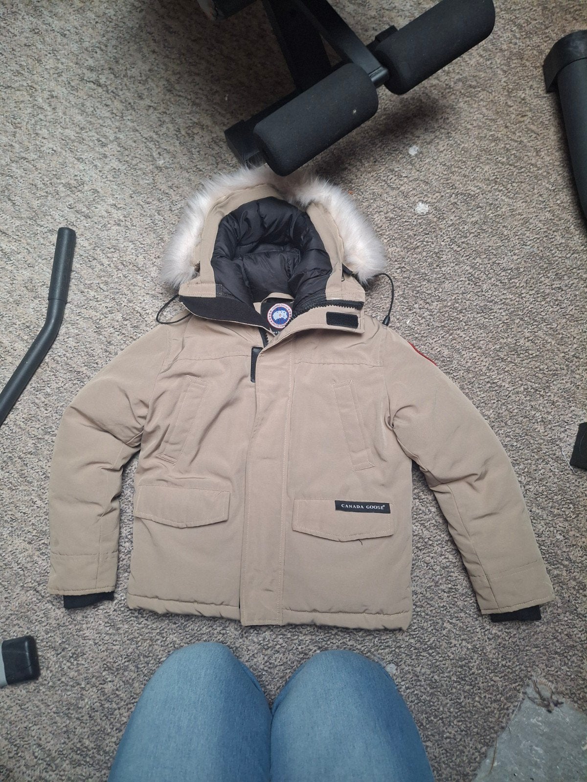 Canada Goose jas size 2 130 cm, Ophalen, Zo goed als nieuw, Jongen of Meisje, Jas