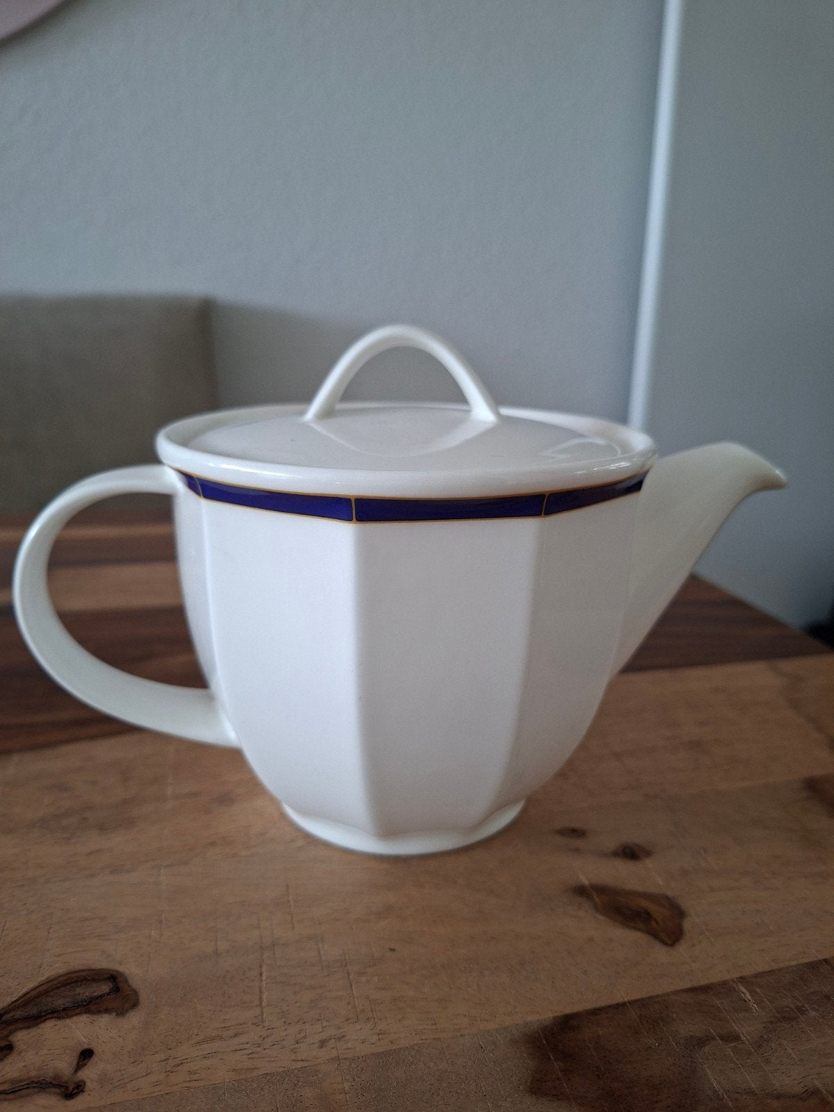 Villeroy & Boch Theepot - Wit met Blauw/Gouden Rand, Villeroy & Boch, Ophalen of Verzenden, Zo goed als nieuw, Theepot