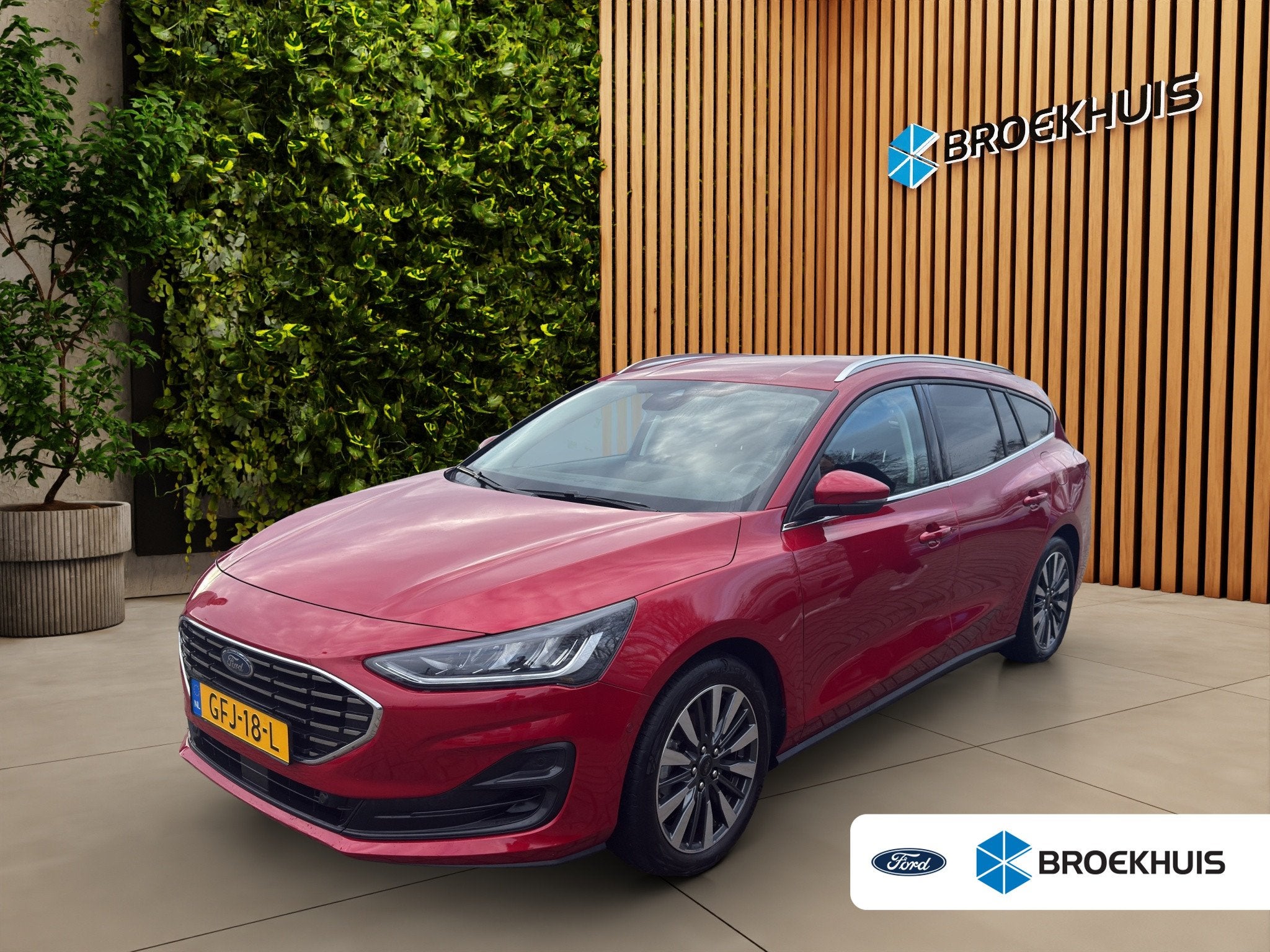 Ford Focus Wagon 1.0 EcoBoost Hybrid Titanium X, 12 maanden, 1378 kg, Gebruikt, Euro 6