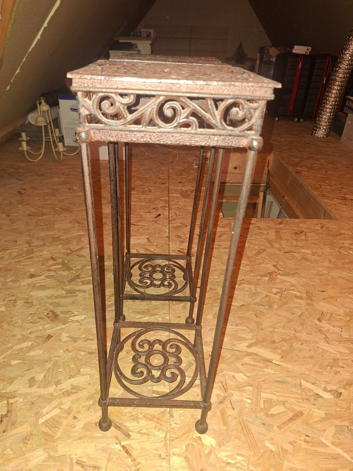 Bijzettafel gietijzer, Huis en Inrichting, Ophalen, Minder dan 55 cm, Gebruikt, Metaal of Aluminium