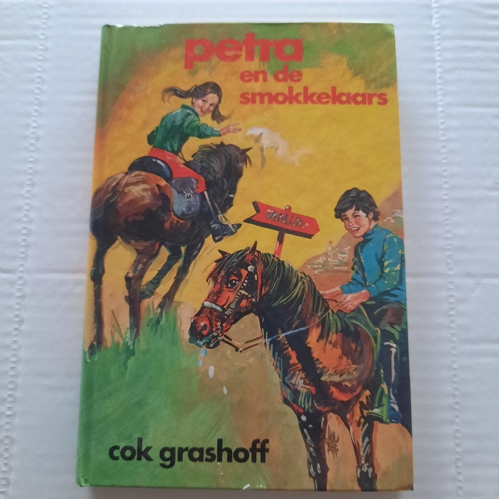 Petra en de smokkelaars cok grashoff, Ophalen of Verzenden, Gelezen