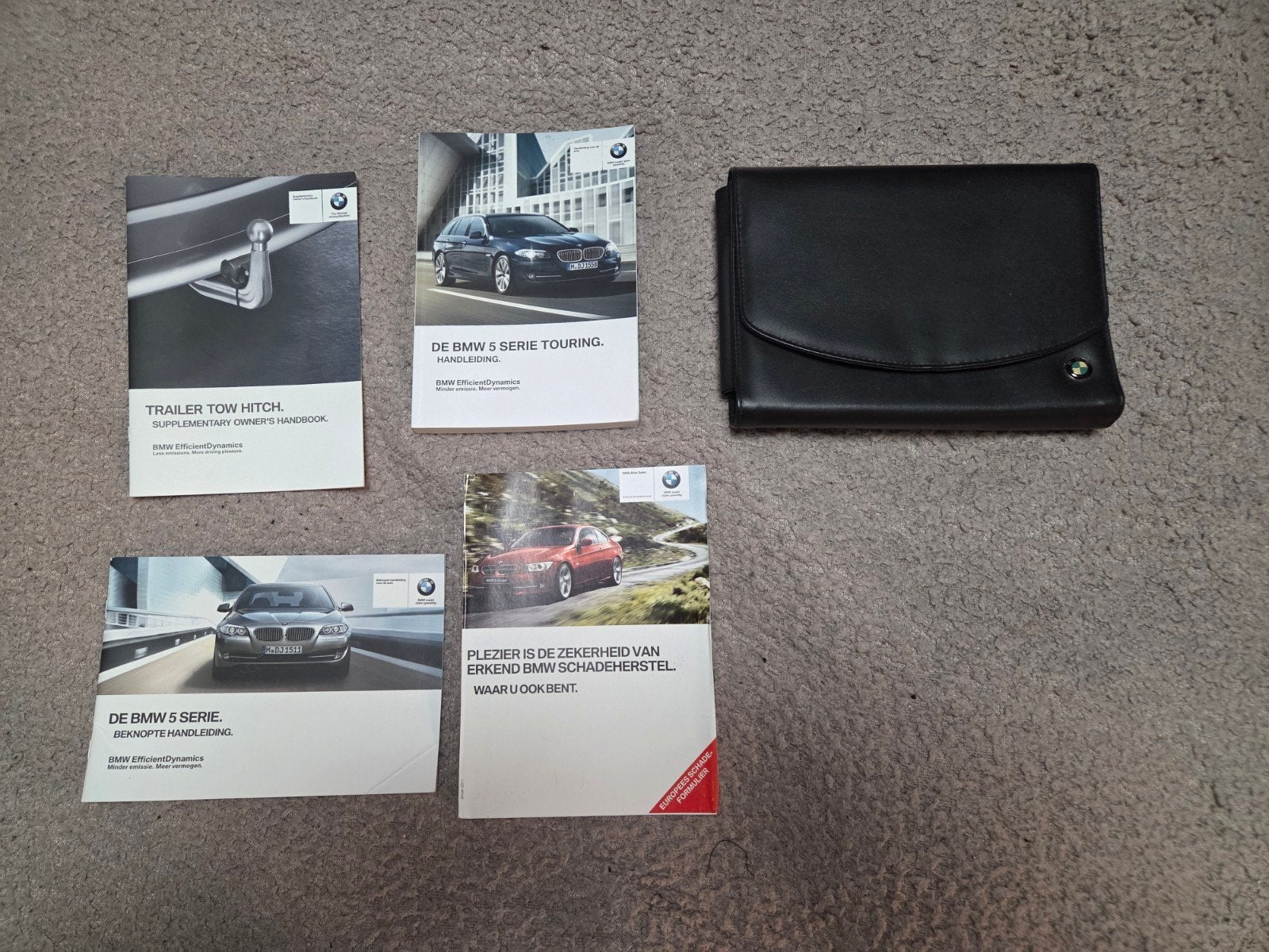 BMW F10 F11Boekjes incl leren originele map, Auto diversen, Ophalen of Verzenden