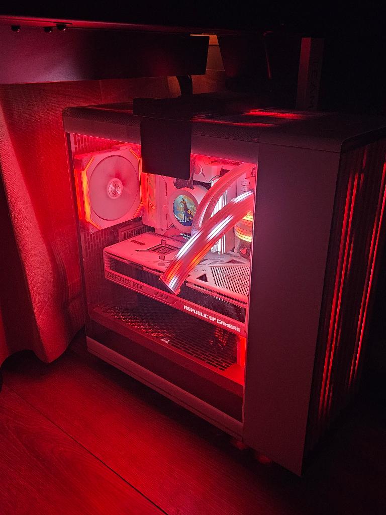 Gaming Desktop, Computers en Software, Desktop Pc's, Zo goed als nieuw, 4 Ghz of meer, SSD, 64 GB of meer, Met videokaart, Gaming