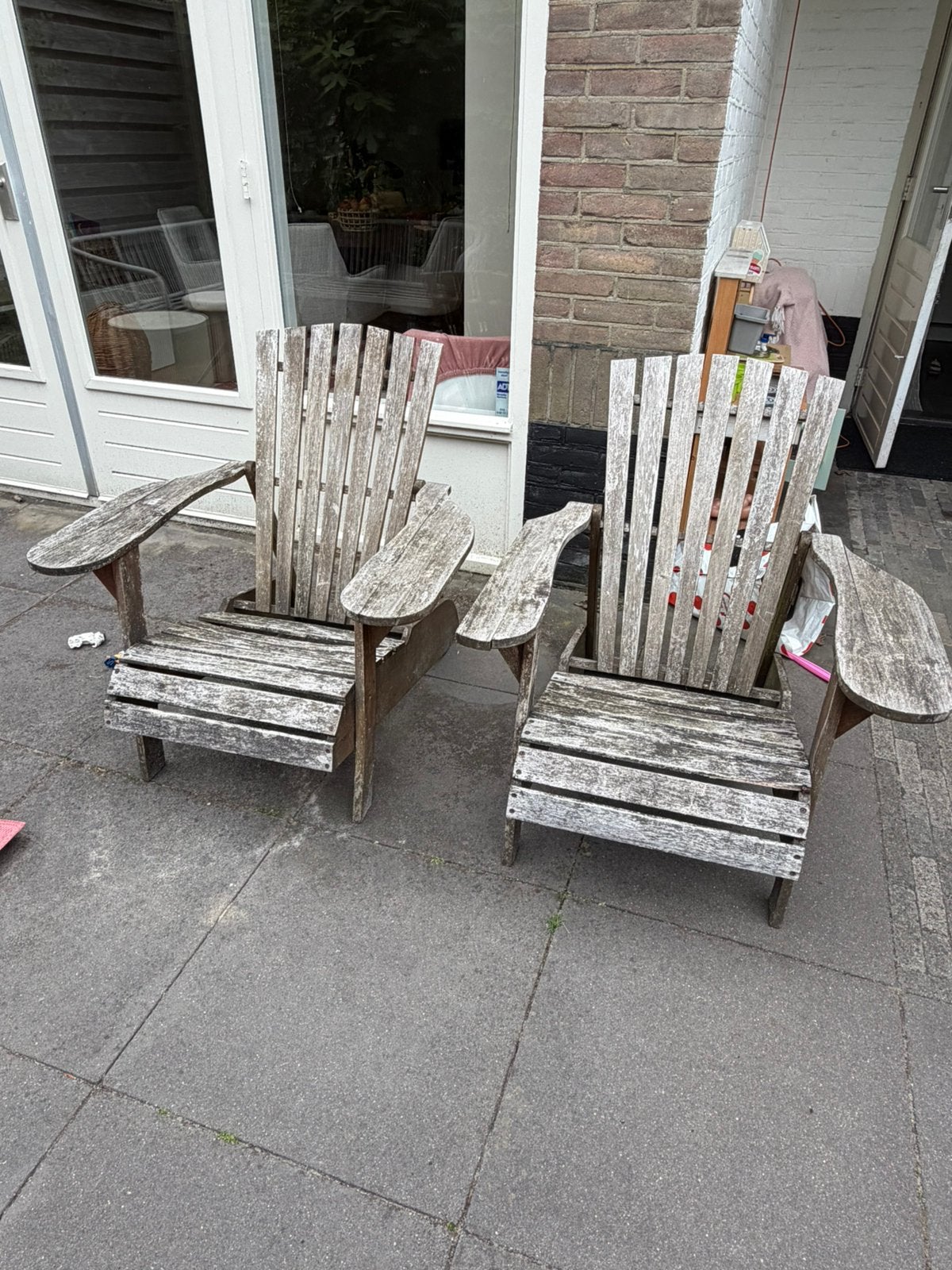 2 Houten  Adriondack tuinstoelen. Moet dit weekend weg., Tuin en Terras, Tuinstoelen, Ophalen, Gebruikt, Hout