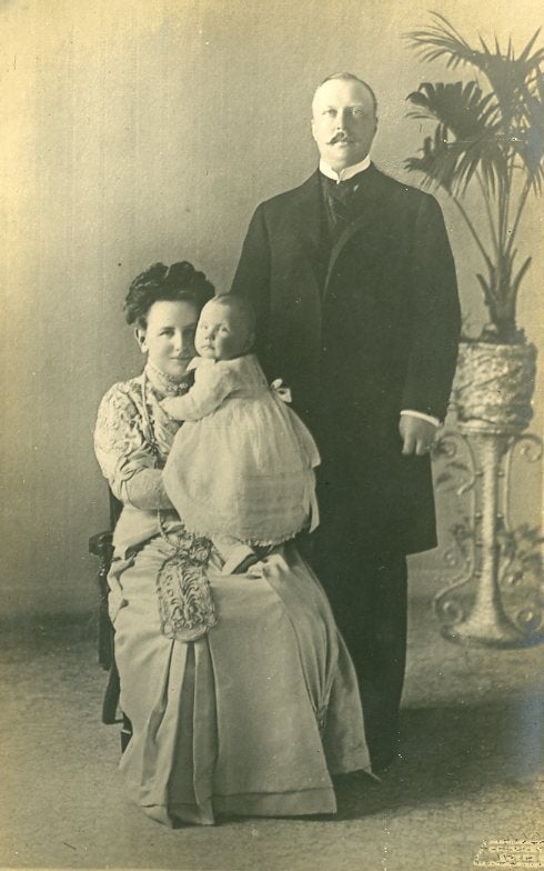 KONINKLIJKE FAMILIE met het Prinsesje 1909 (DR171), Verzamelen, Koninklijk Huis en Royalty, Verzenden, Gebruikt, Nederland, Kaart, Foto of Prent