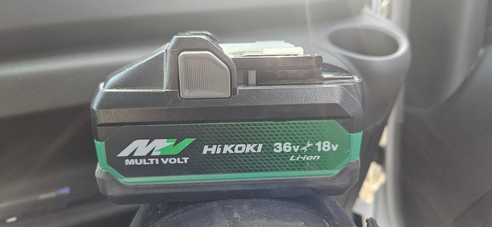 HiKOKI Multi Volt 36V/18V Li-ion Accu, Ophalen of Verzenden, Gebruikt, Boor- en Schroefmachine