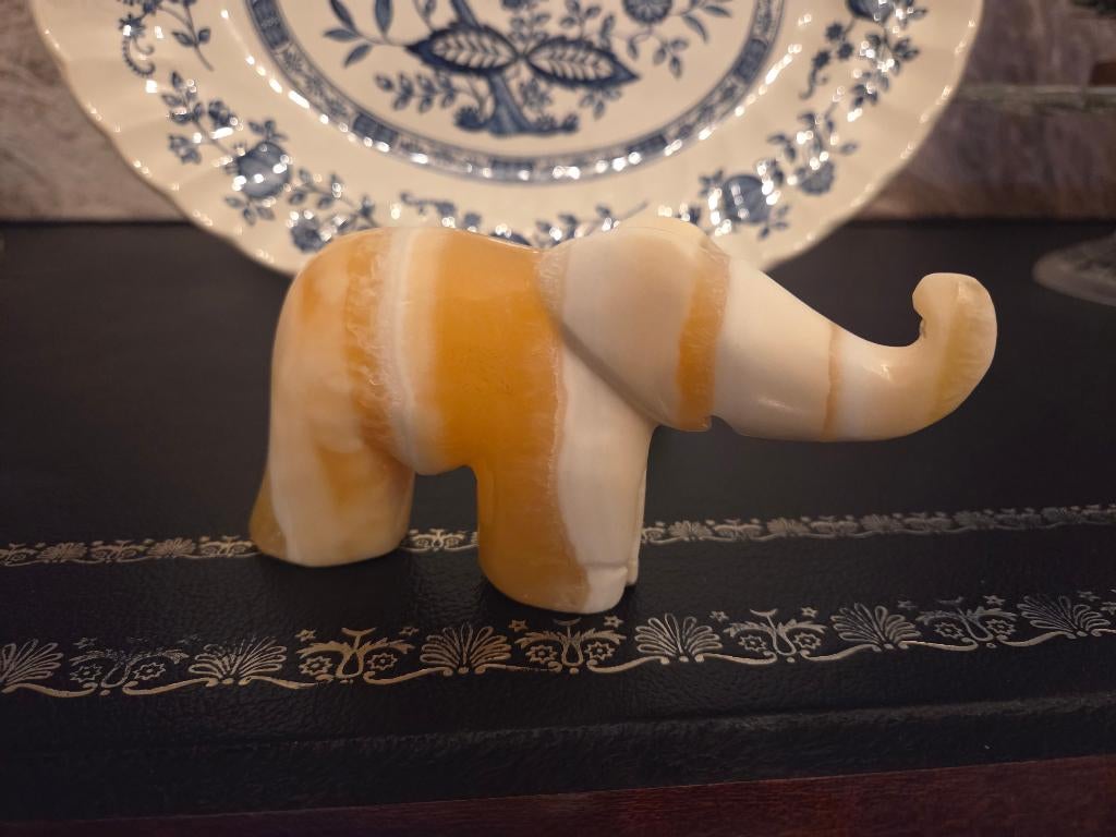 Marmeren olifantje handgesneden onyx, Ophalen of Verzenden, Nieuw, Dier
