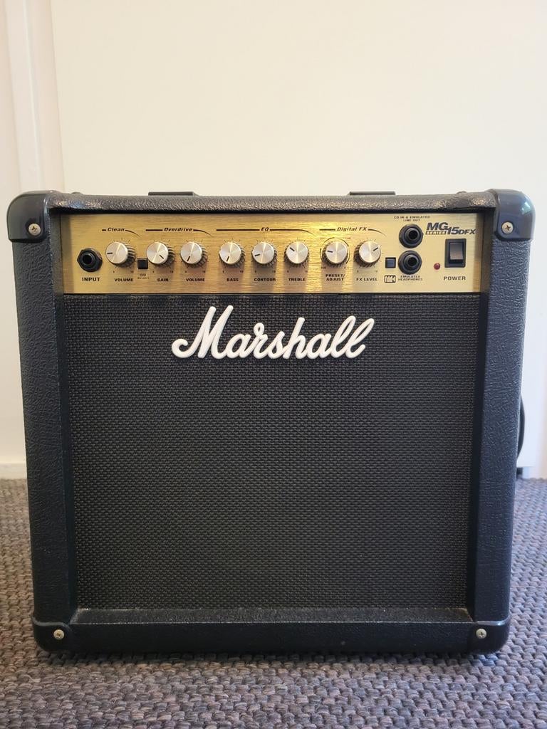 Marshall MG15DFX gitaarversterker, Muziek en Instrumenten, Versterkers | Bas en Gitaar, Ophalen, Gebruikt, Minder dan 50 watt