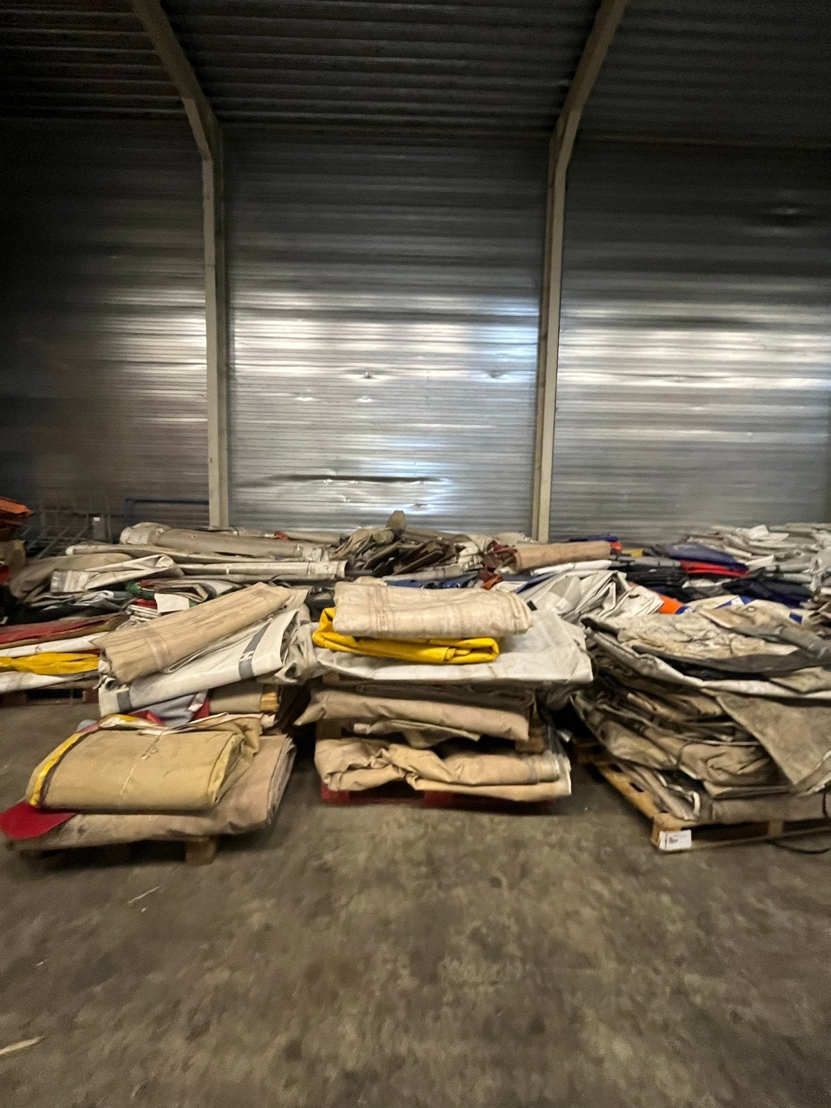 Vrachtwagen zeil daken vanaf €15 per stuk, Ophalen, Gebruikt, 15 m² of meer, Zeil
