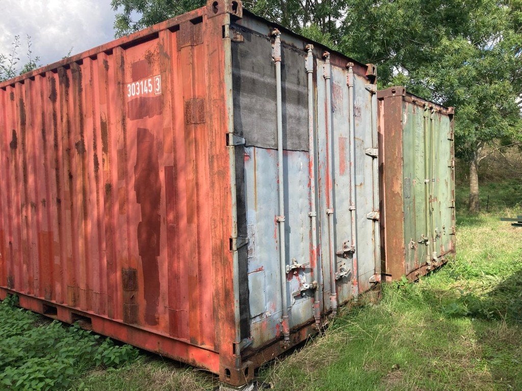 te koop twee containers, Ophalen