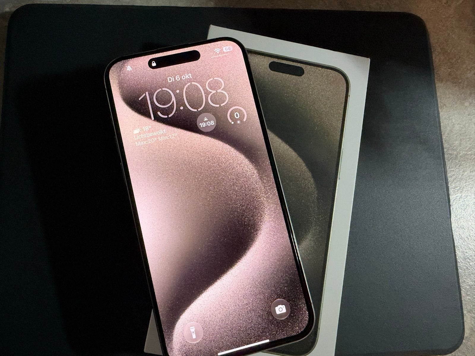 Apple iPhone 15 Pro Max - Zo goed als nieuw, Telecommunicatie, IPhone 15 Pro Max, Zo goed als nieuw, Zonder simlock, Zilver