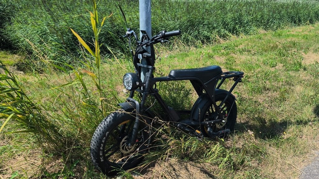 OUXI V8 3.0 Elektrische Fatbike | Flat back tire, Fietsen en Brommers, Elektrische fietsen, Gebruikt, 59 cm of meer, 50 km per accu of meer