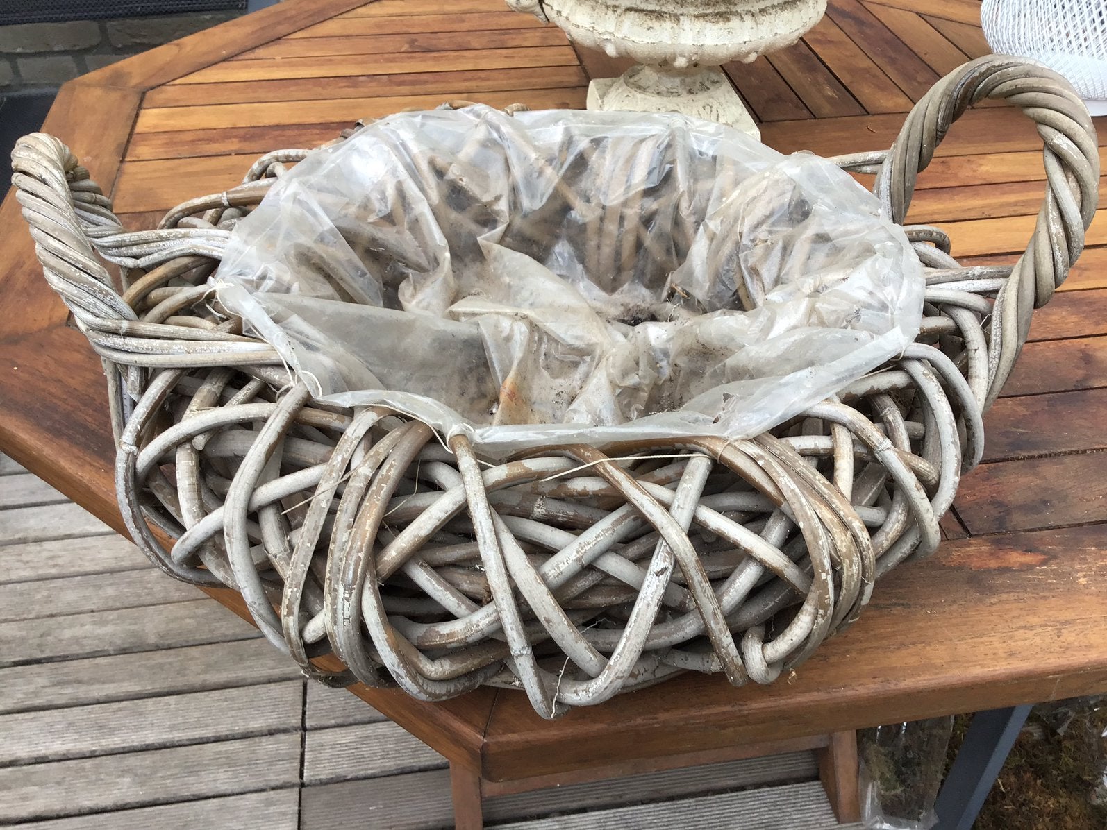 2 GROTE.  RIETEN. MANDEN / PER STUK TE KOOP, Ophalen of Verzenden, Rond, Riet