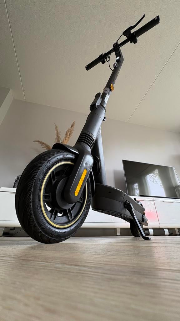 Segway Ninebot Max G2 z.g.a.n. 825km, Ophalen, Zo goed als nieuw