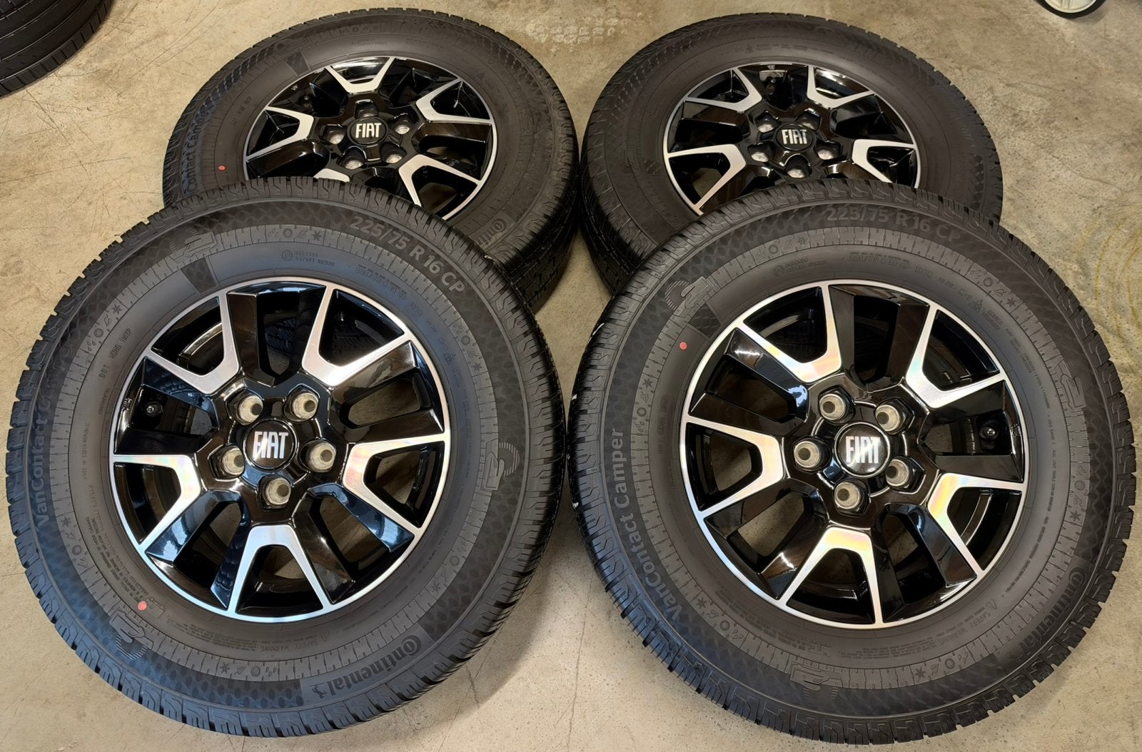 16 “ Fiat Ducato Velgen All Season Camper Conti 225 75 16, Bestelwagen, Banden en Velgen, Nieuw, Ophalen of Verzenden