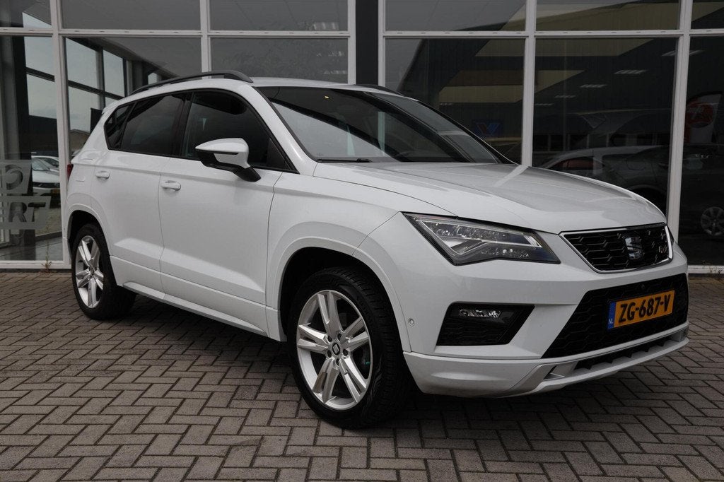 Seat Ateca 1.5 TSI FR Business Intense|Automaat|Camera|Navi|, Auto's, Seat, 4 cilinders, 150 pk, Wit, Origineel Nederlands