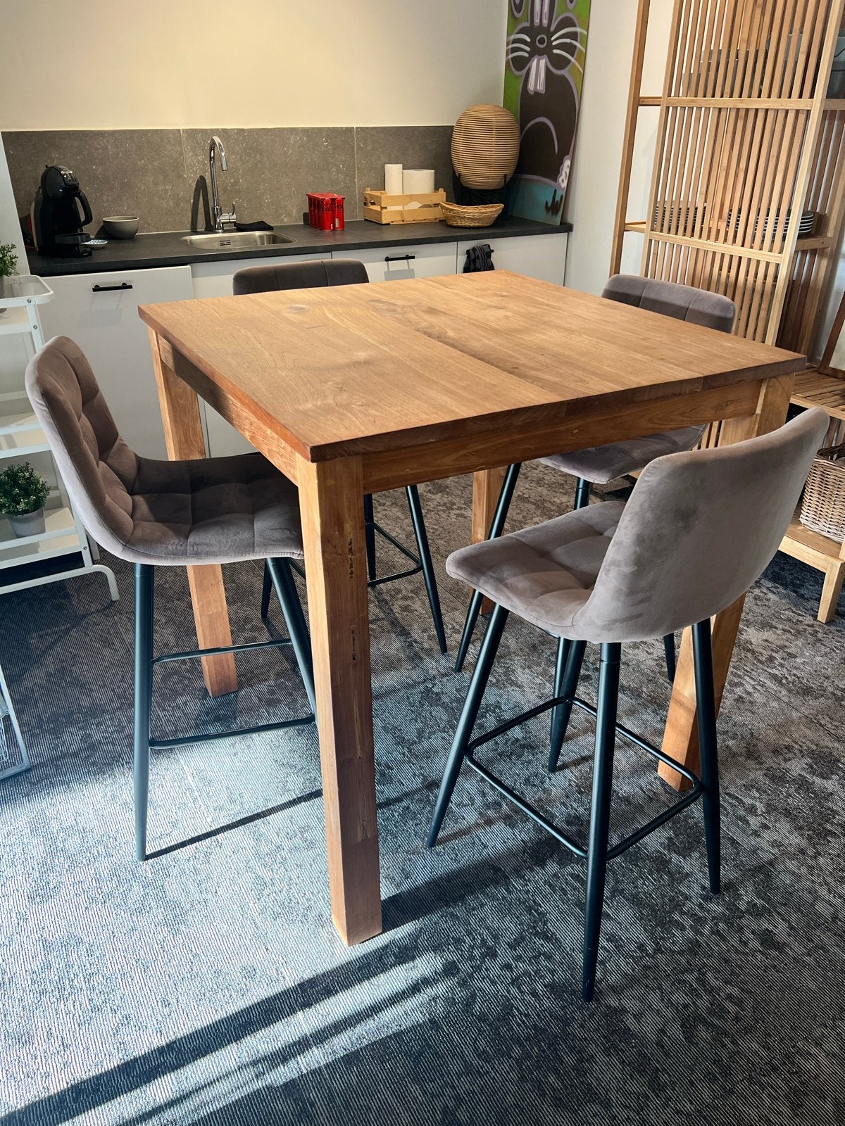 Houten bartafel met 4 barkrukken, Ophalen, 50 tot 100 cm, 50 tot 100 cm, Zo goed als nieuw