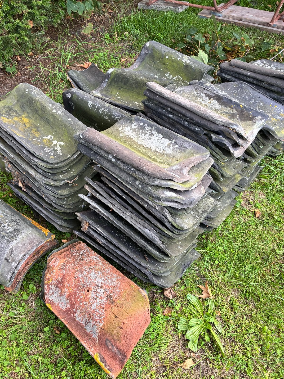 Oude dakpannen en nokpannen - ca. 200 stuks, Ophalen, Gebruikt, Steen of Klei, 15 m² of meer
