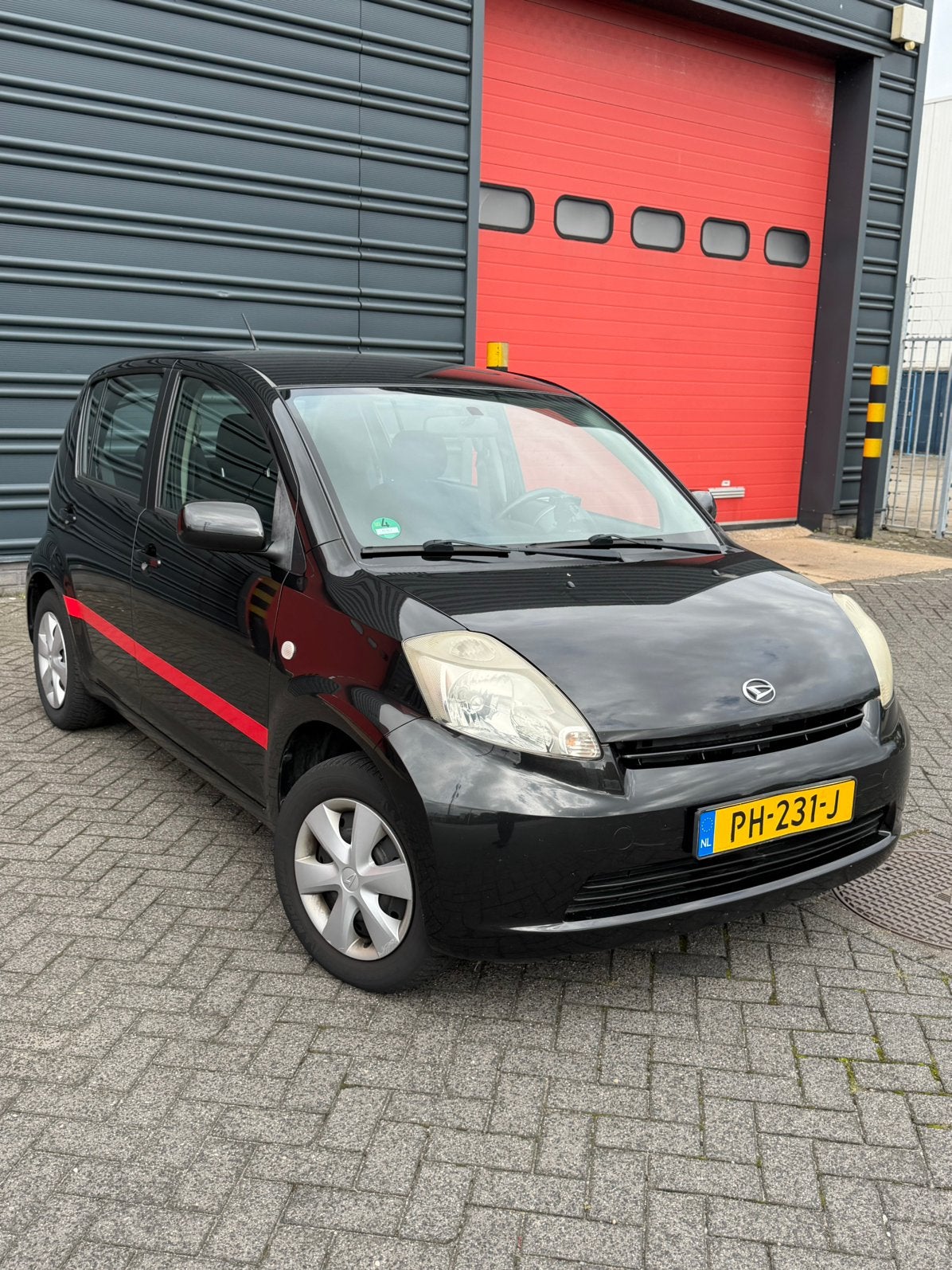 Daihatsu Sirion 1.0 2007 Zwart / Airco / Nieuwe APK, Auto's, Voorwielaandrijving, Dealer onderhouden, Stof, Zwart